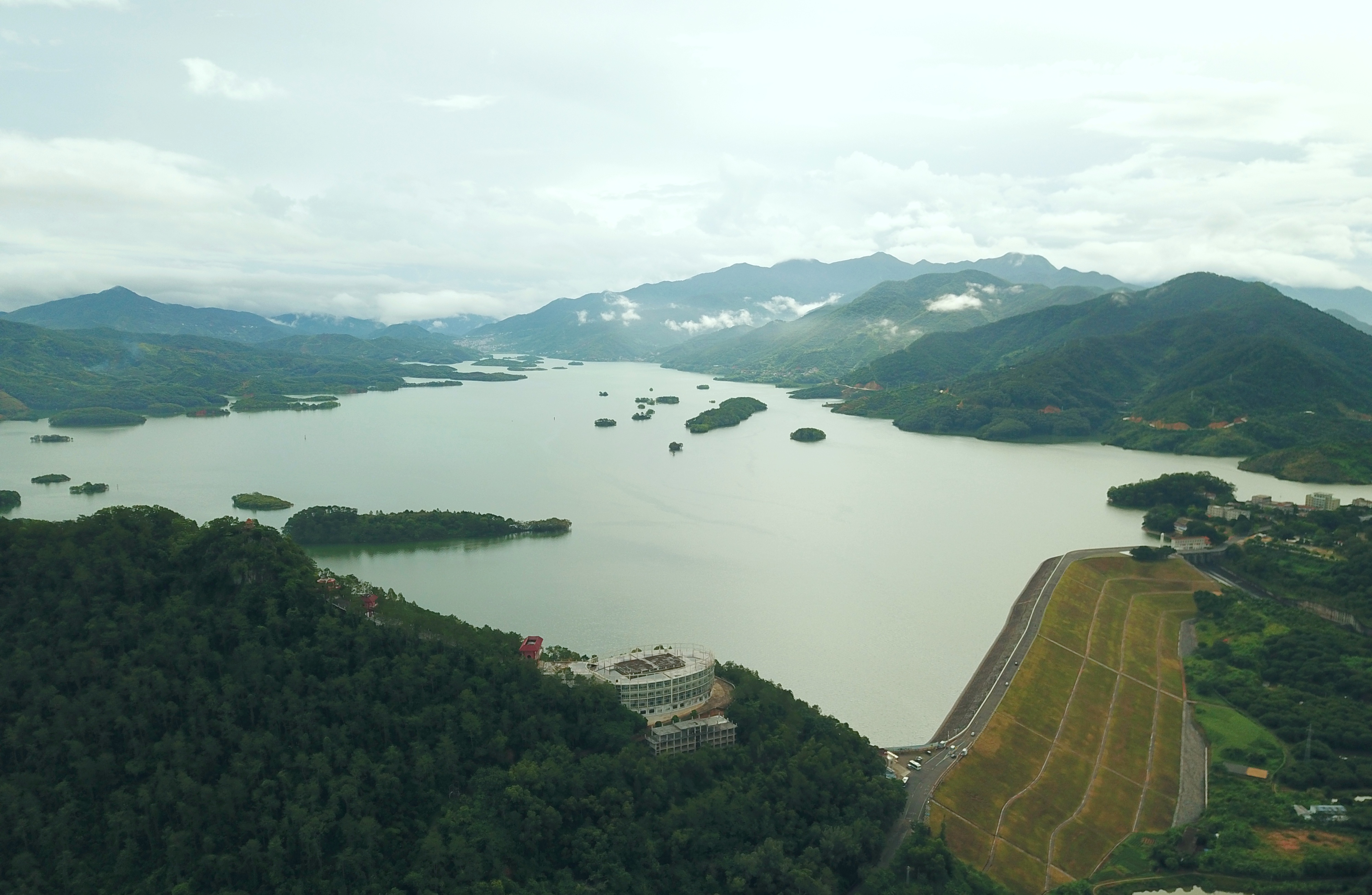 高州水库...jpg